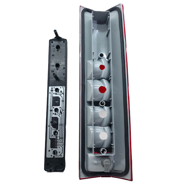 Rückleuchte Bremsleuchte hinten links Iveco Daily 1999-2005 mit Lampenträger