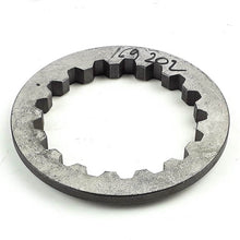 Führungsbuchse MAN DAF Iveco Renault Mercedes Eaton-Fuller | 8120244, 7981054, 9989101, 689079, 0002624462, 81324200106, 0022893200, 0003461511, 18706, 14716, 195685